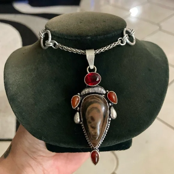 Genuine brown agate garnet and carnelian gemstones boho charm silver necklace - Picture 2 of 15